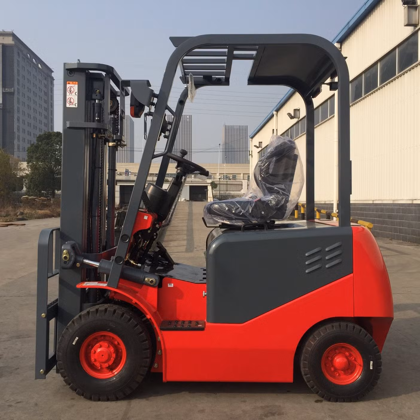 China Yuchai Yc25j 3.5ton New CE EPA Engine Certificated Chinese Portable Household Small Hydraulic Diesel Smart Manual Mini Forklift Truck for Sale