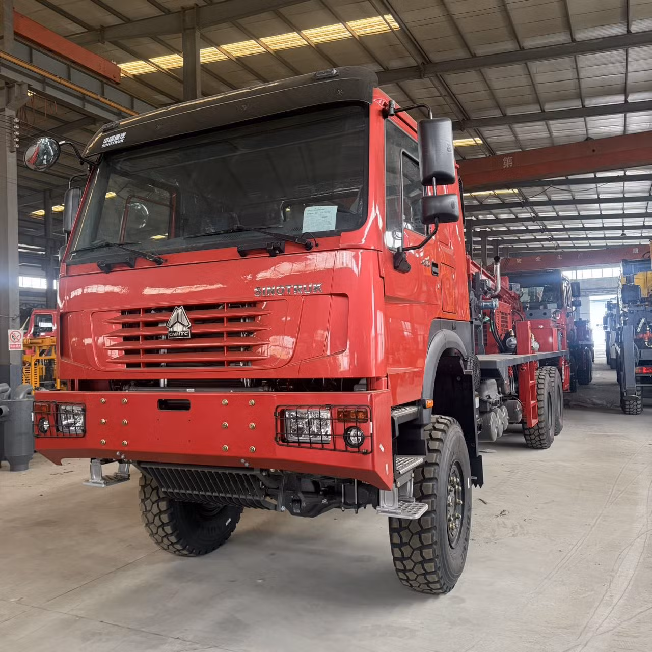 Powerful New Sinotruk HOWO 6×6 Full Drive off-Road Water Well Drilling Truck 430HP Diesel Engine Euro2/3 for Sale