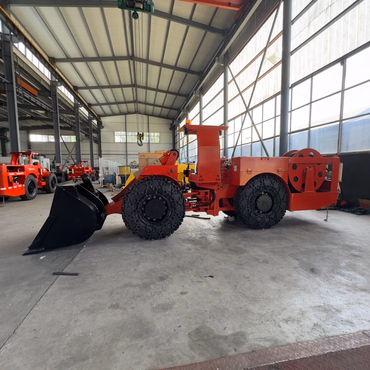 2m³ Electric Underground Loader with Rops Certification and AC