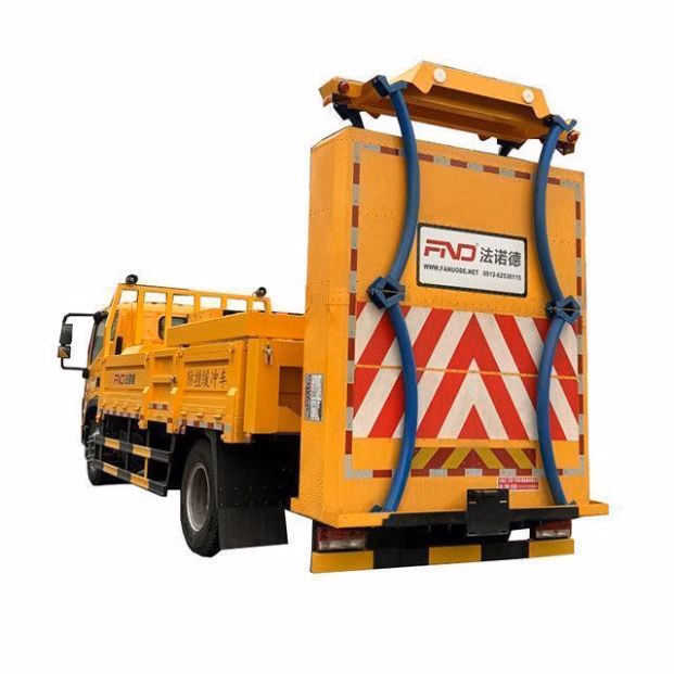 Leading Enterprises Safe Reliable Anti-Collision Buffer Car for Traffic Accident Scene