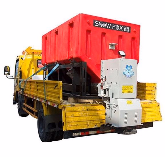 Selected by Everyone Easy to Operate Vehicle-Mounted Salt Spreader for Airport Runways