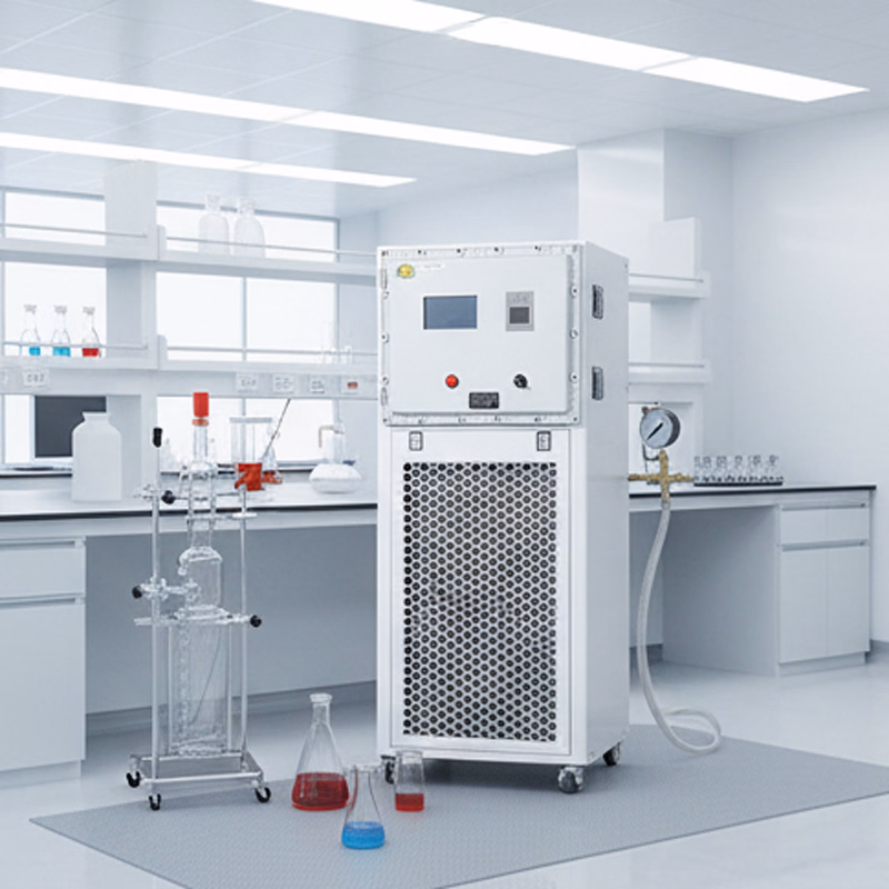 Lab Use Water Cooling -40c~30c Low Temperature Circulator Chiller