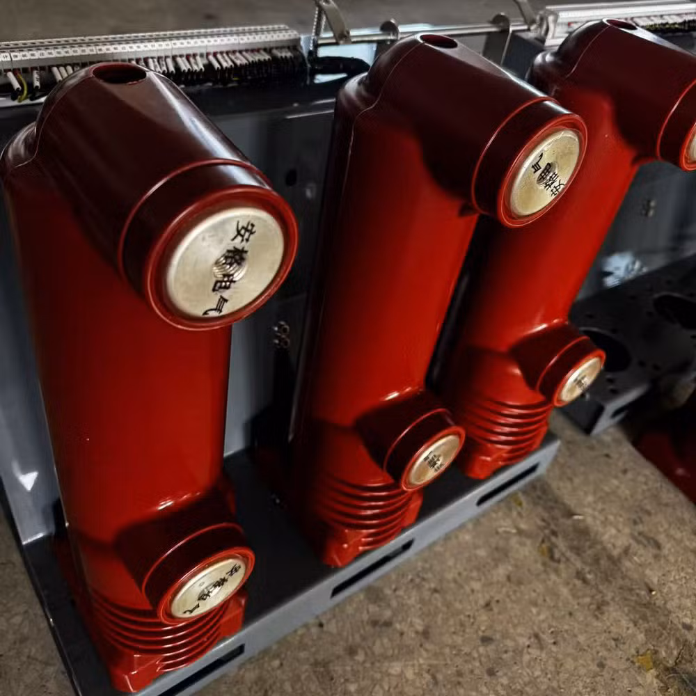 High-Performance Withdrawable Vacuum Circuit Breaker for Substation Safety